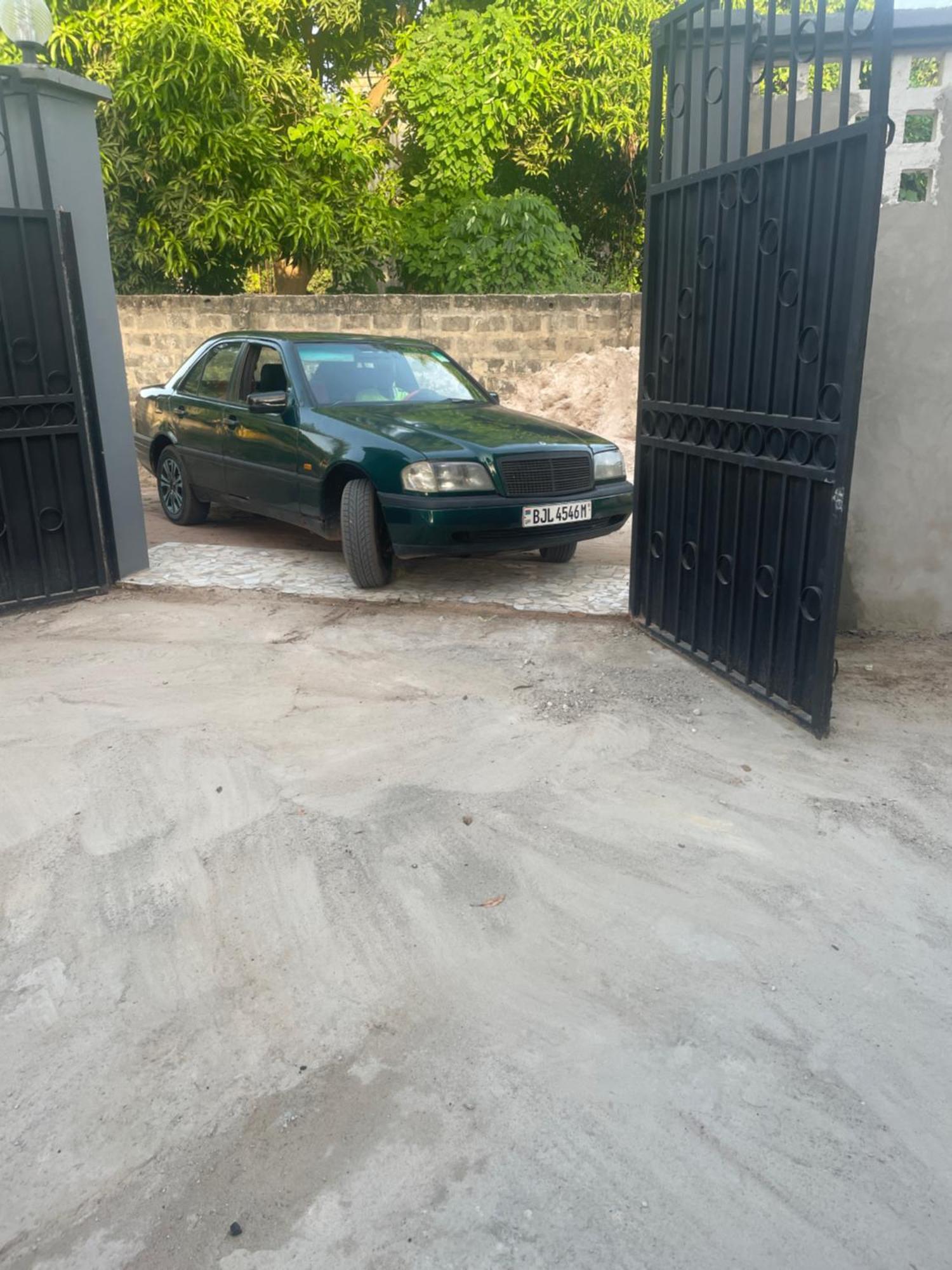 Nabixx Residence Brufut Bagian luar foto