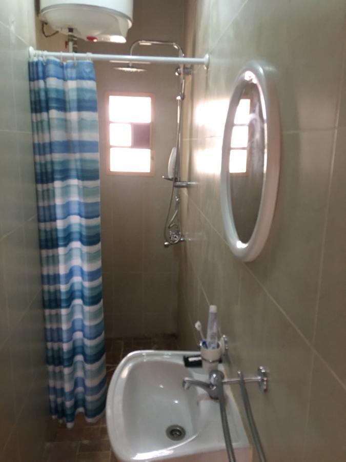 Nabixx Residence Brufut Bagian luar foto